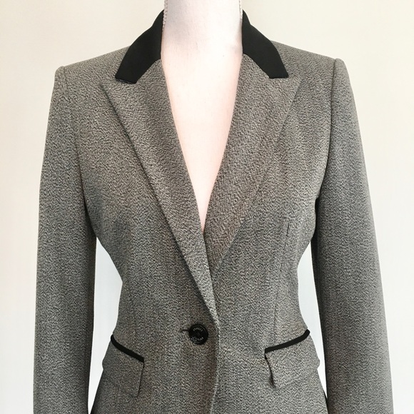 Express Blazer - Picture 3 of 8